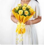 Enticing 8 Yellow Roses Bouquet - Image 4