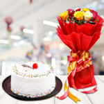 cake with mixed flower